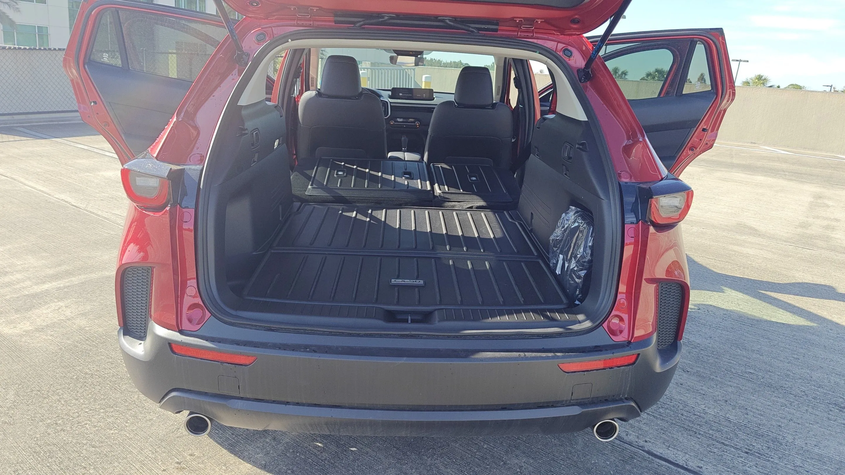 MAZDA CX-50 photo 5